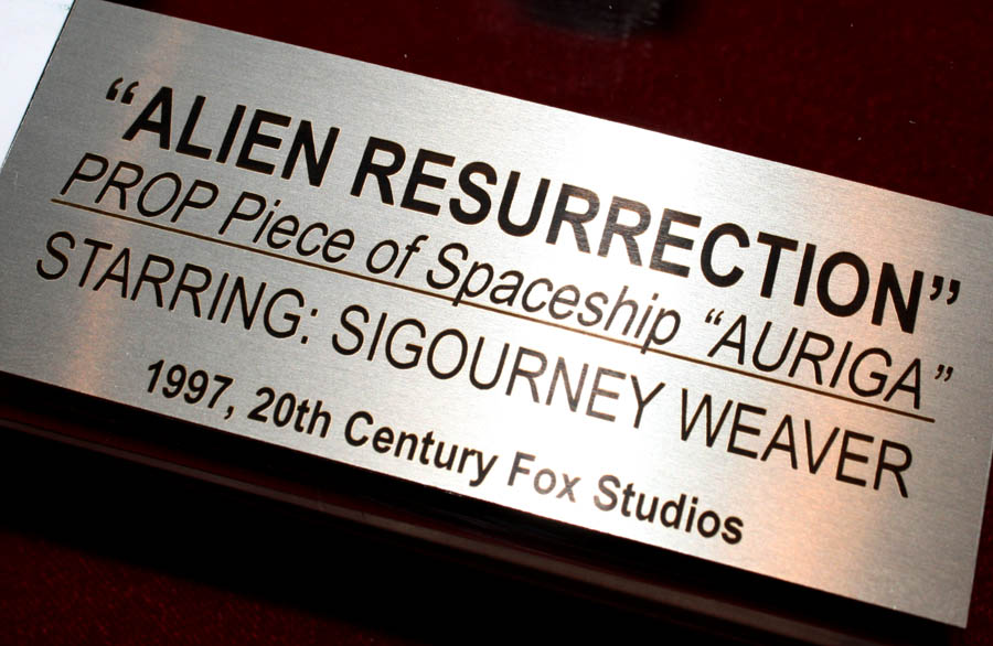 Sigourney Weaver signed AUTOGRAPH, ALIEN Ship Movie PROP, Frame, DVD 